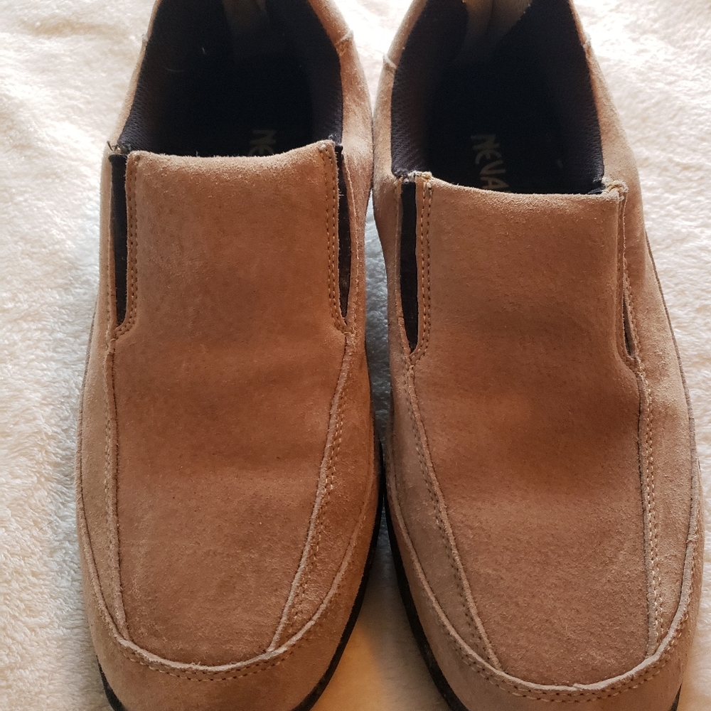 Men's suede slip on shoes